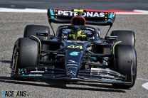 Lewis Hamilton, Mercedes, Bahrain International Circuit, 2023 pre-season test